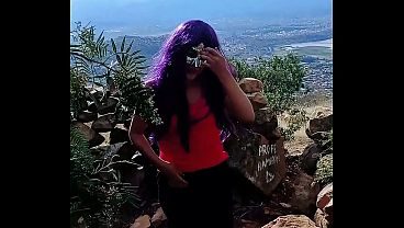 EN UNA MONTAÑA. CASI NOS PILLAN