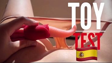 Probando mi nuevo juguete sexual. ¡Oh Dios, lo adoro!