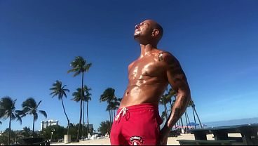 THE BEACH BODY PORNSTAR MAXXX LOADZ