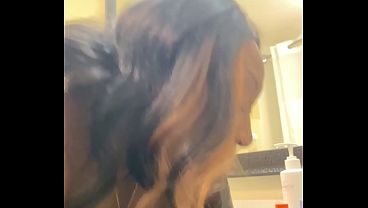 Do you want this big booty bouncing on your dick