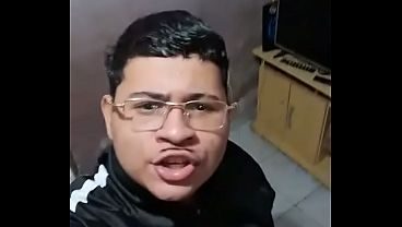 Novinho safado aprende a fazer NEIN