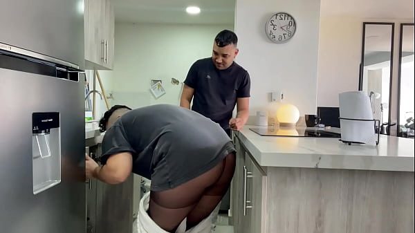 Papasito latino Me tomó en medias y se corrió dentro de mi boypussy
