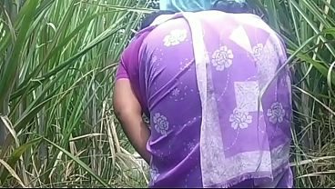 Indian village couple outdoor sex