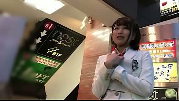 アイドルライブのチケットを自売りする18才をそのままホテルに連れ込み犯す