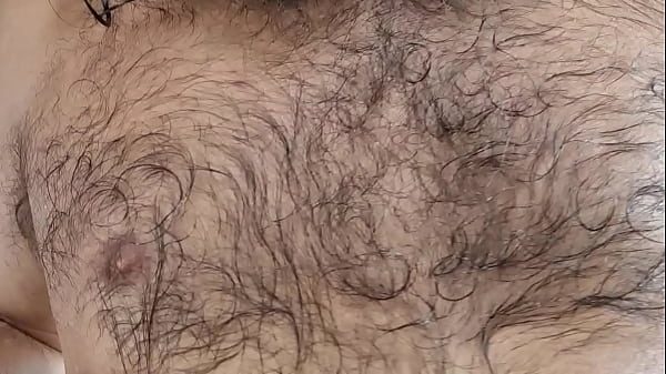 Peludo Rotss suadinho depois correr na trilha