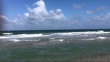 THE OCEAN DOING AMAZING THINGS