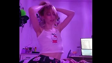 SFW Dublando música e biscoitando Liby Thegabifps