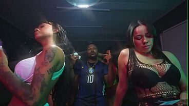 Copa Do Mundo: Brasileira Rabuda Fode Com A Camisa Do Brasil