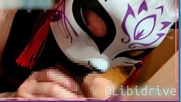 The fox woman develops her deep-throat abilities.”フォックスウーマンは喉奥の機能を開発