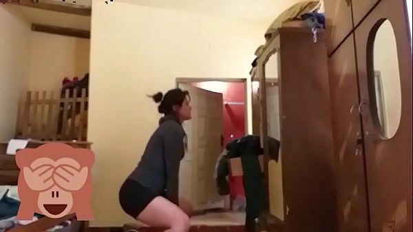 Lauritab Haciendo ejercicios para estar sexy