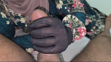 I brought my girlfriend home under the pretext of marriage and fucked her.