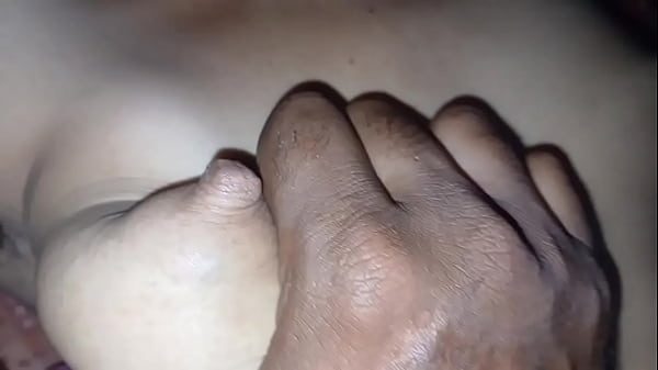 House cleaning girl ko naggi karke chudai ki