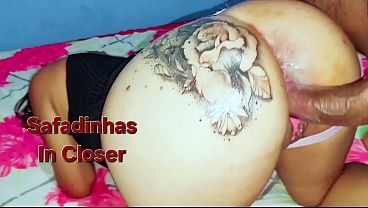 A Bela safadinha tomando no rabo