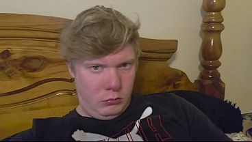 JERKING OFF IN BED