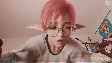 Jovencito femboy cabalgando enorme rabo
