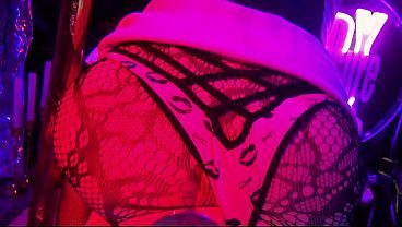 blinding anal thrills with dildo hunger