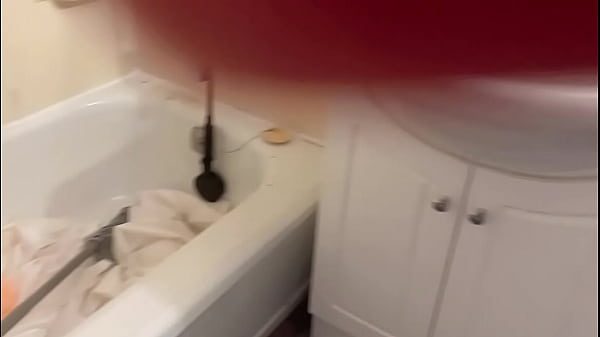 haha cook her pizza then her pussy make out flood