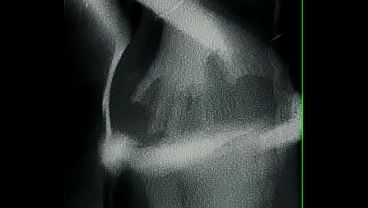Creamiertoto is horny and dancing