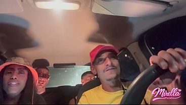 MOTORISTA DE APLICATIVO UMA PUTA DOIS AMIGOS E UM SEGREDO