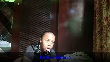 Policial safada leva o preso para casa e o obriga a comer seu cu para ser solto (VIDEO COMPLETO NO RED/SHEER)