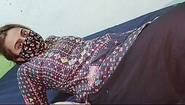 Young Man fucked stepsister's best friend Mene Apni Behan Ki Dost Ko Ghar kar Choda