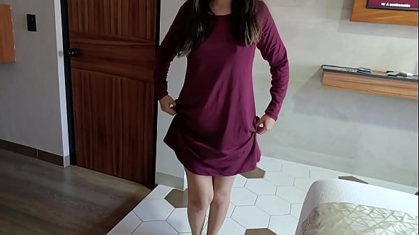 Está Jovencita se ve Inocente pero es muy Cachonda en la Cama!