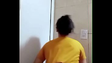 Bailando aburrida