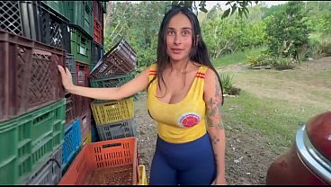 sexo con una chica de pueblo, exotica y tetona cabalgando en mi verga