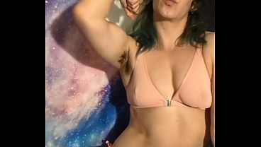 Me right now! Write me in chat for sexting!!