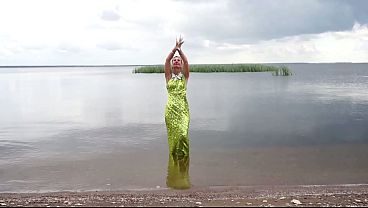 Mermaid dance