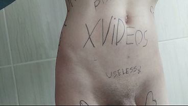Novinha trans branquinha adora bodywriting